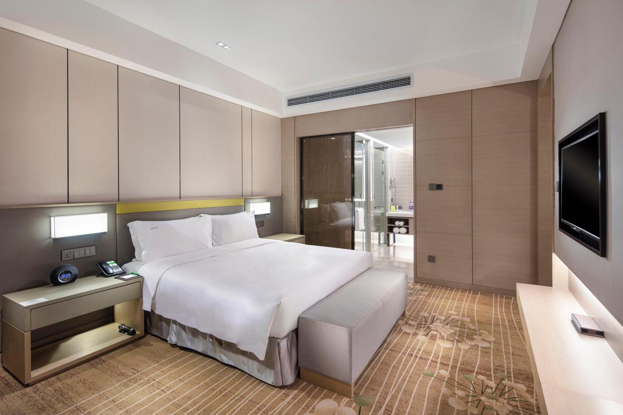 Holiday Inn Tianjin Wuqing, an IHG Hotel Bagian luar foto