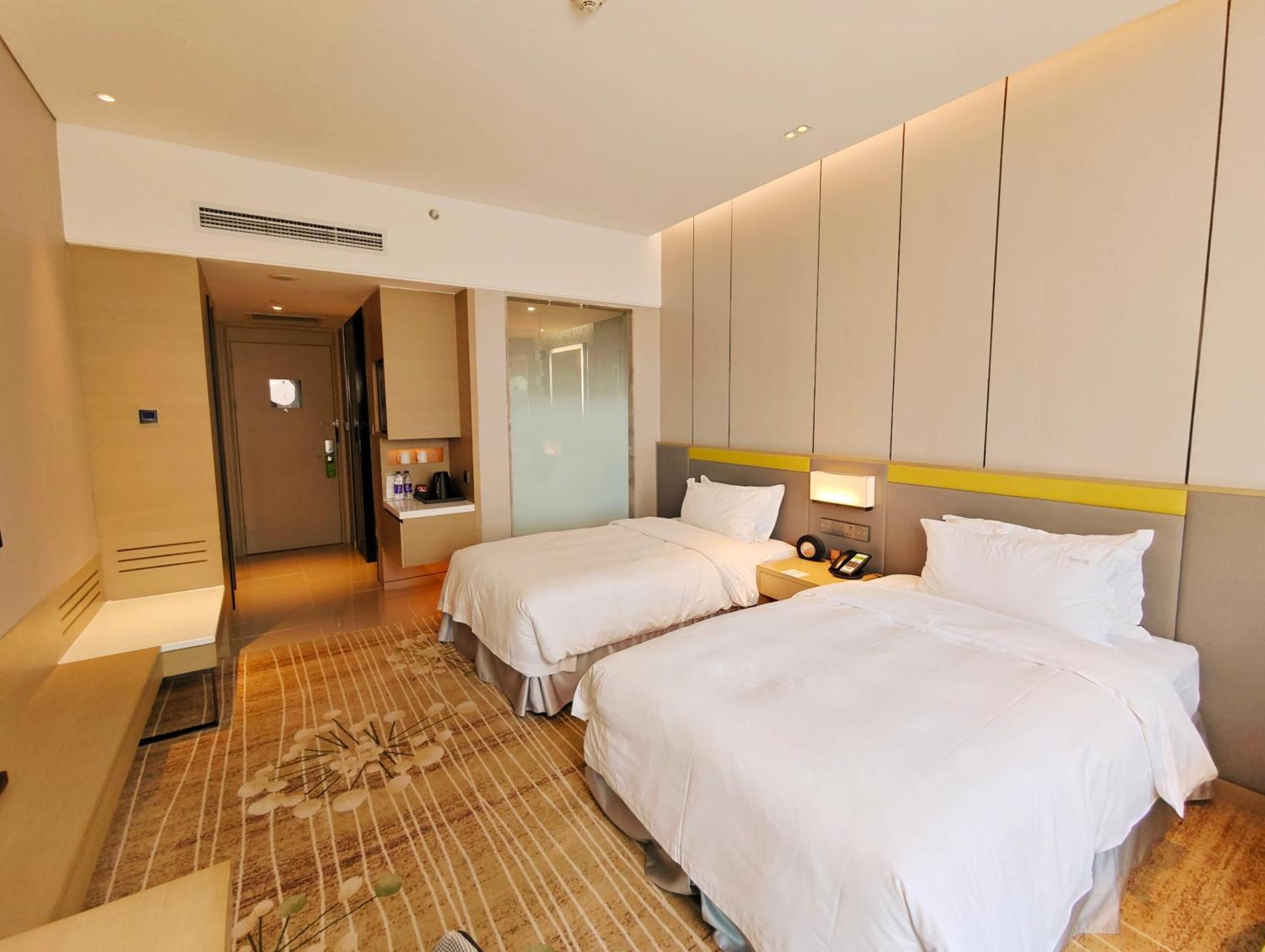 Holiday Inn Tianjin Wuqing, an IHG Hotel Bagian luar foto