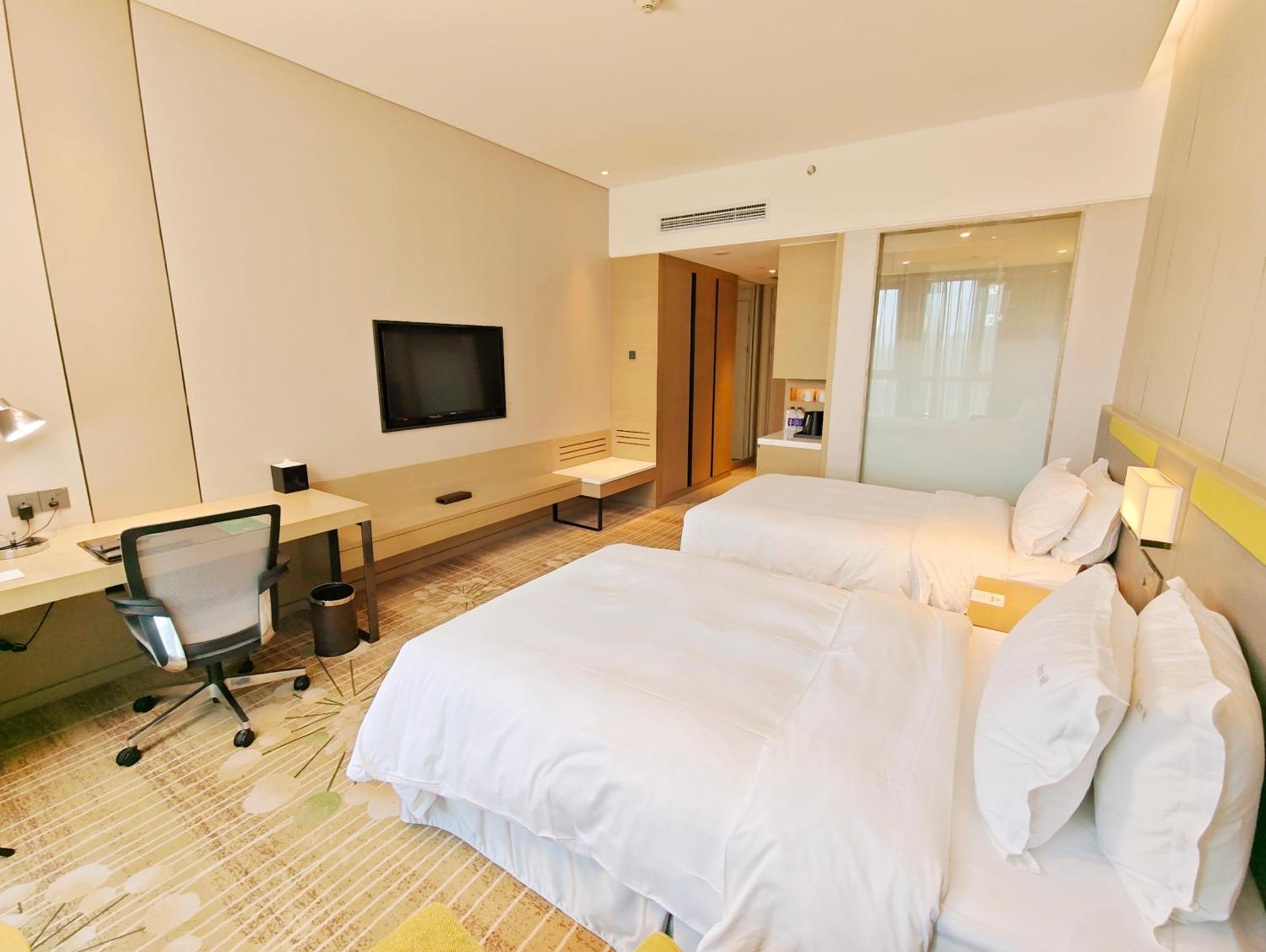 Holiday Inn Tianjin Wuqing, an IHG Hotel Bagian luar foto